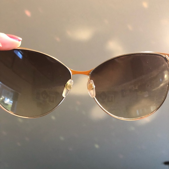 Michael Kors Finley Cat-eye Sunglasses. - Picture 8 of 8